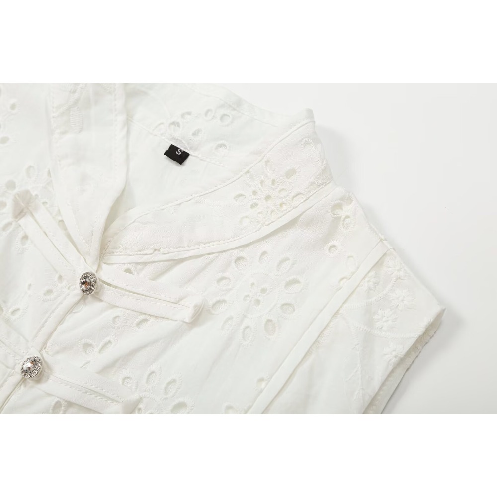 Women Embroidered Eyelet Skirt - Fly Line 评论和价格